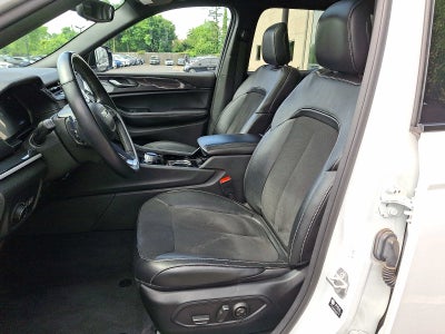 2022 Jeep Grand Cherokee L Altitude 4x4