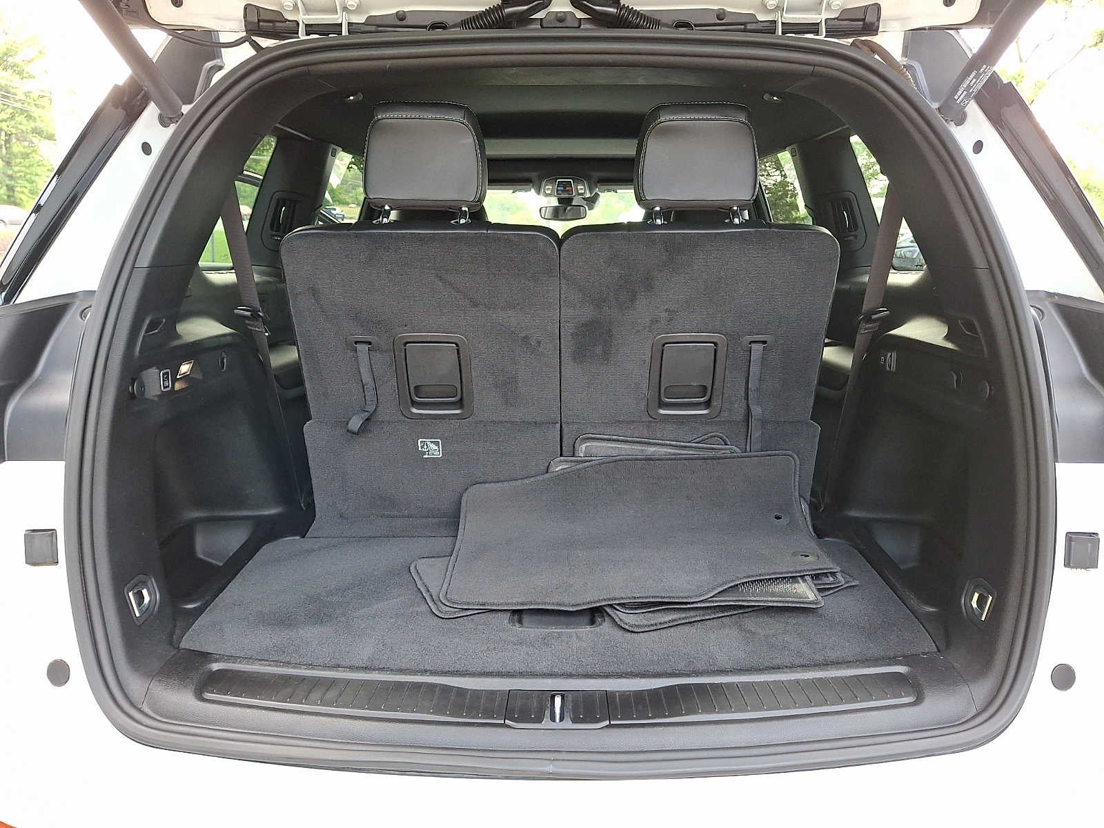 2022 Jeep Grand Cherokee L Altitude 4x4