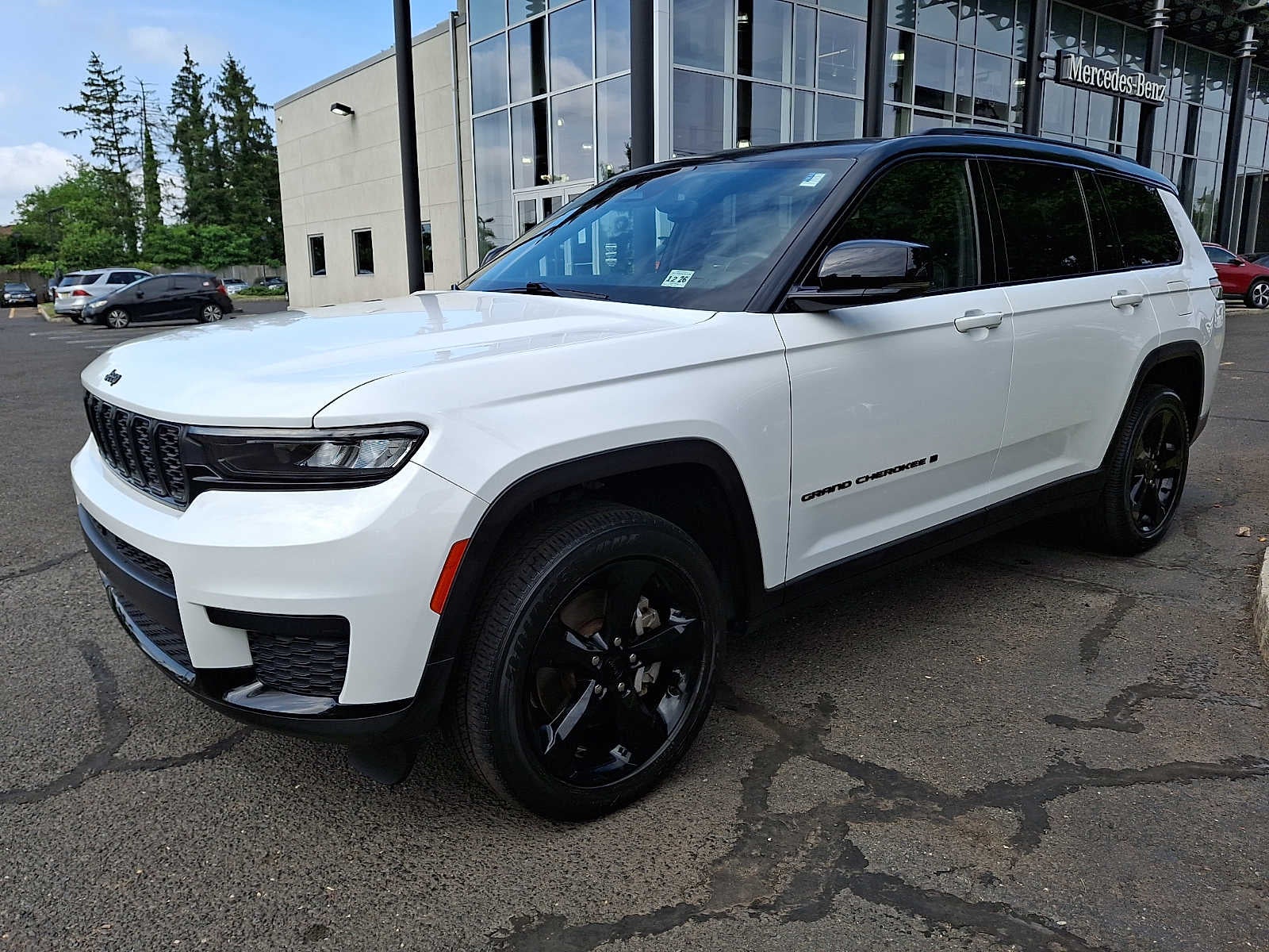 2022 Jeep Grand Cherokee L Altitude 4x4