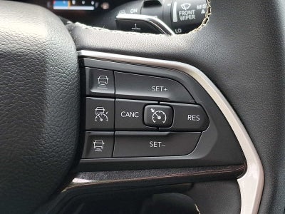 2023 Jeep Grand Cherokee L Altitude 4x4