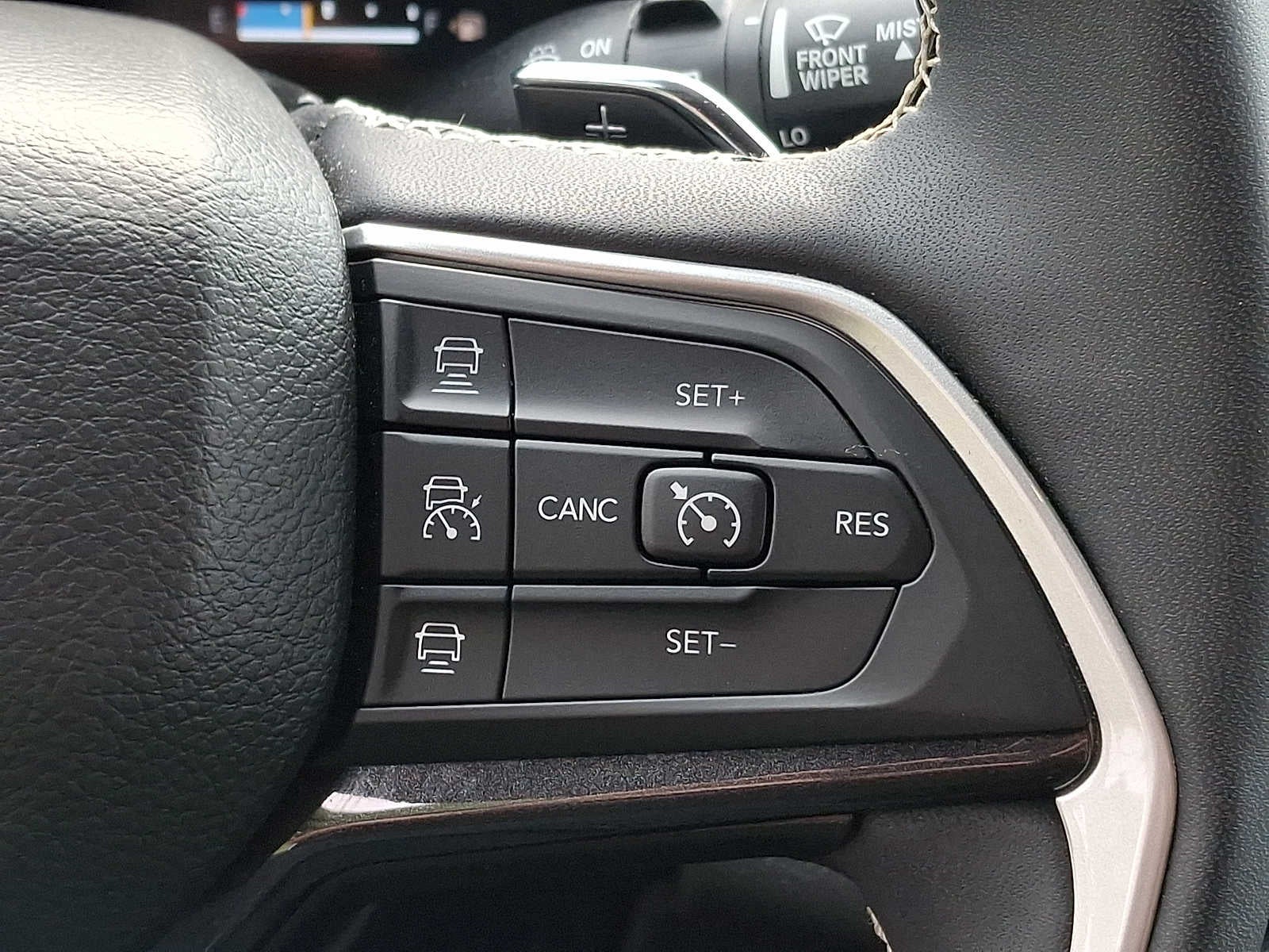 2023 Jeep Grand Cherokee L Altitude 4x4