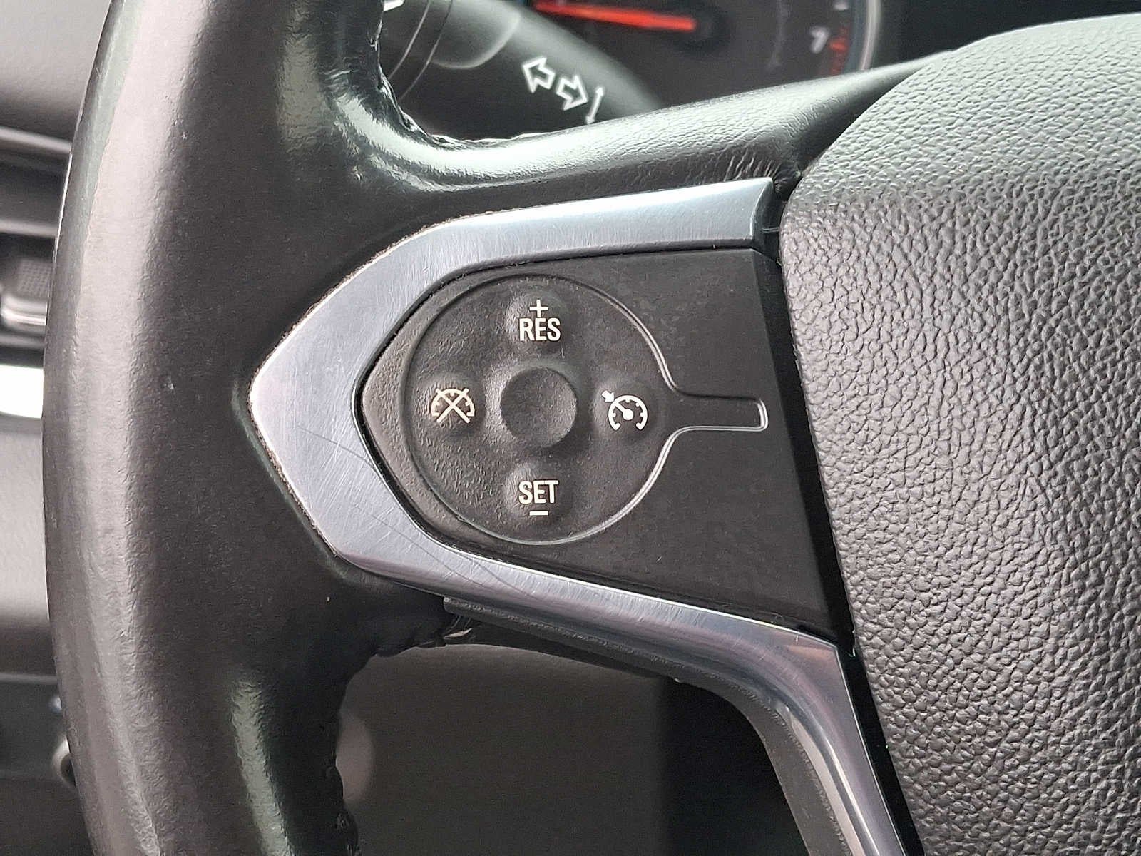 2021 Chevrolet Traverse AWD 4dr LT Cloth w/1LT