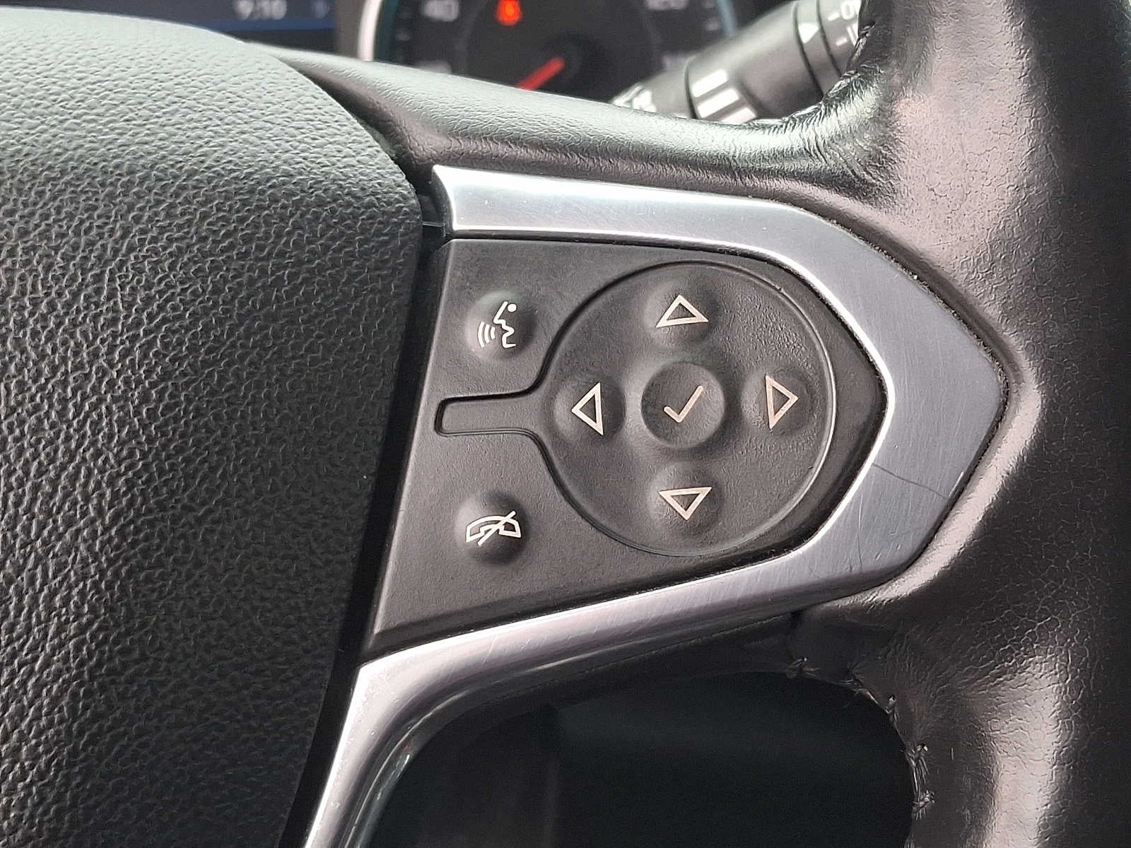 2021 Chevrolet Traverse AWD 4dr LT Cloth w/1LT