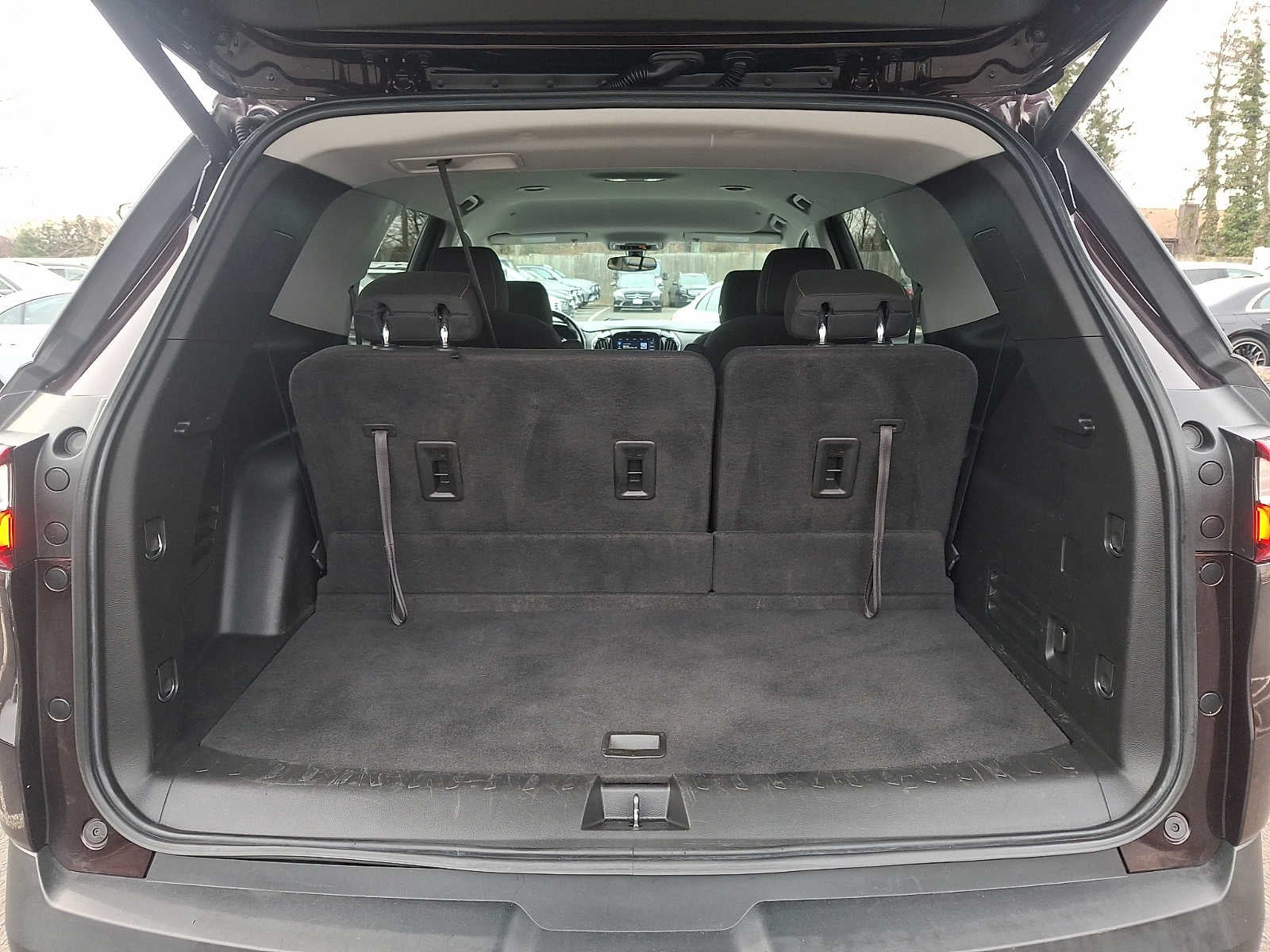 2021 Chevrolet Traverse AWD 4dr LT Cloth w/1LT