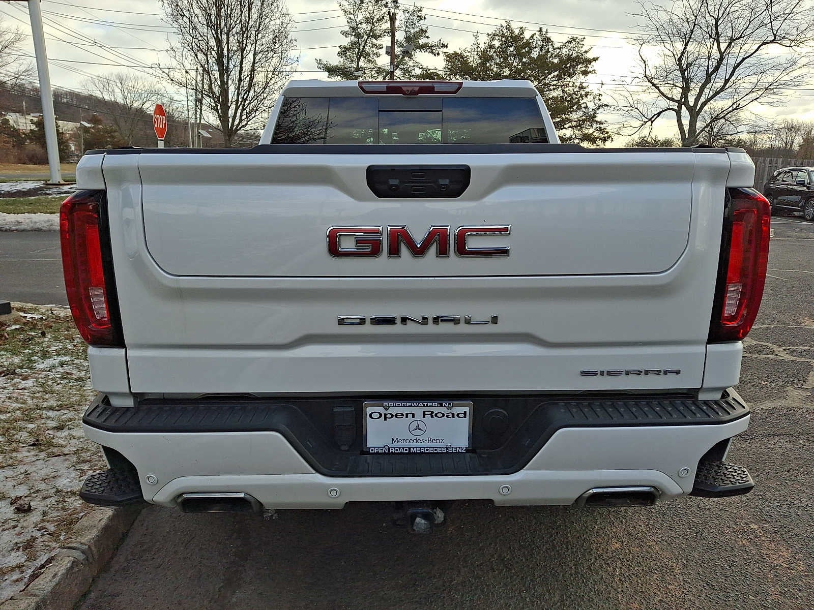2024 GMC Sierra 1500 4WD Crew Cab 147 Denali