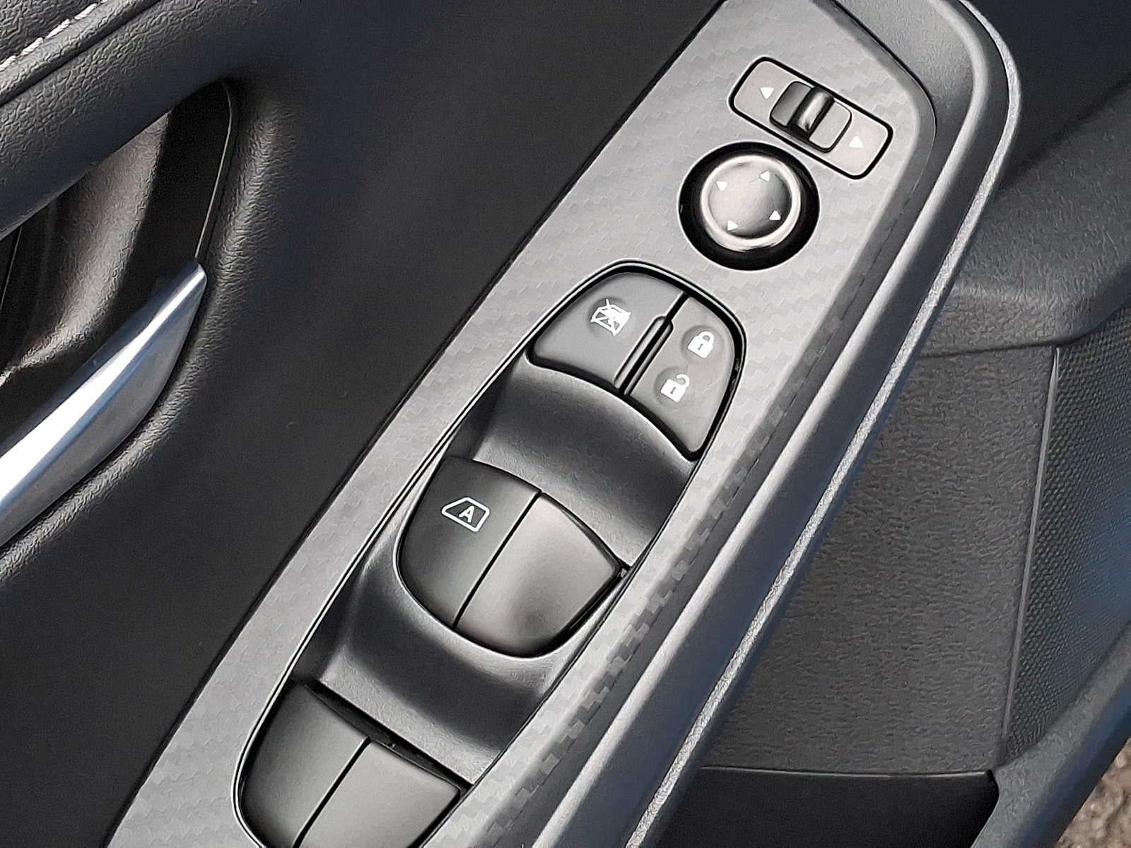 2022 Nissan Sentra SV CVT