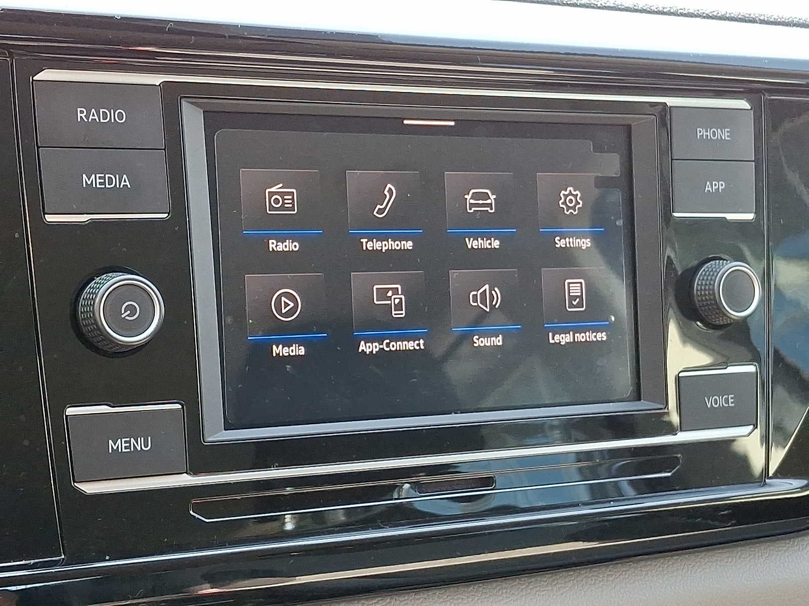 2023 Volkswagen Taos S 4MOTION