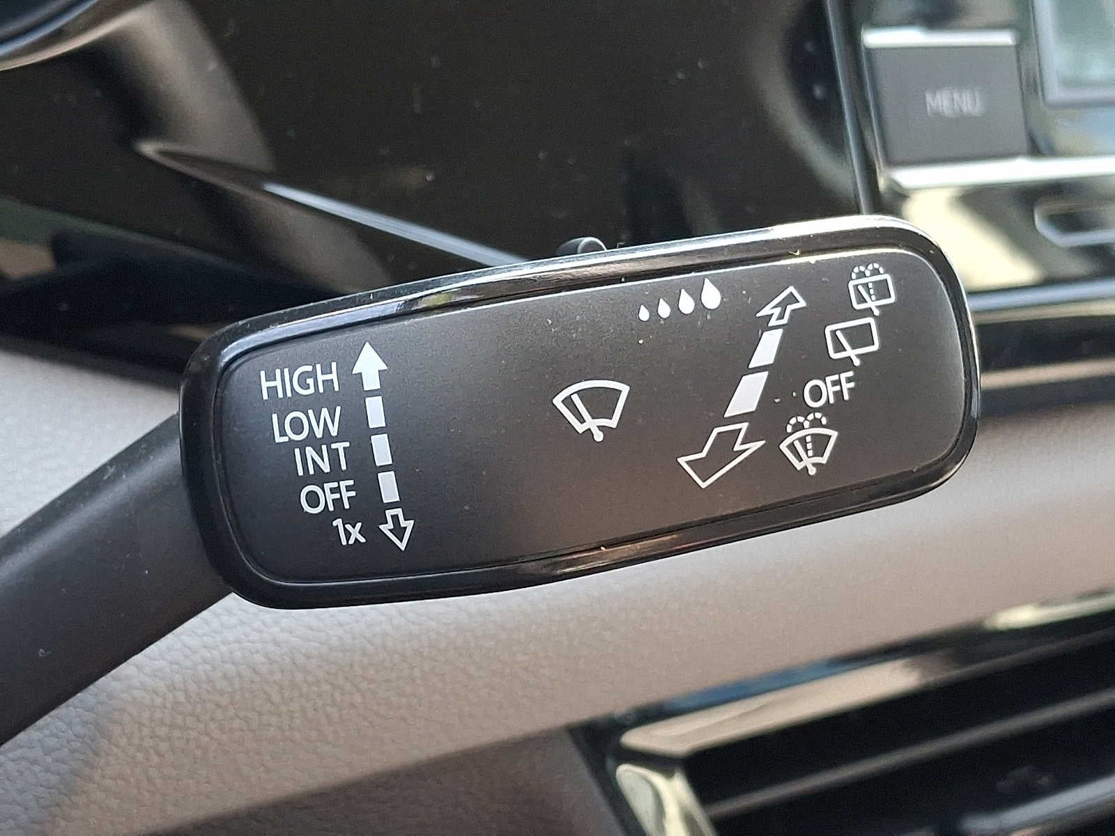 2023 Volkswagen Taos S 4MOTION