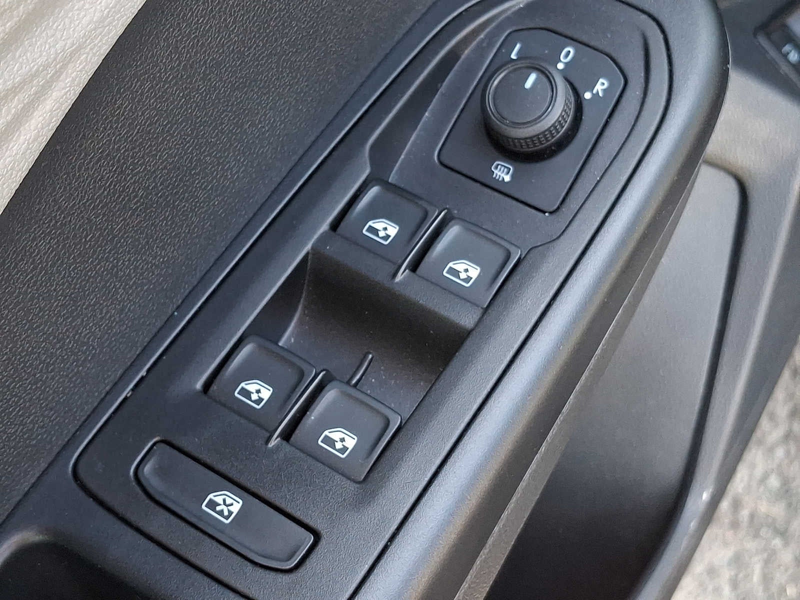 2023 Volkswagen Taos S 4MOTION