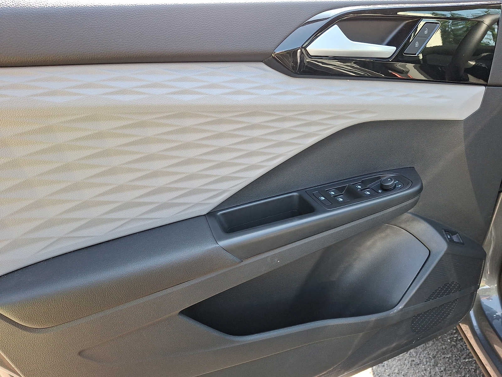 2023 Volkswagen Taos S 4MOTION