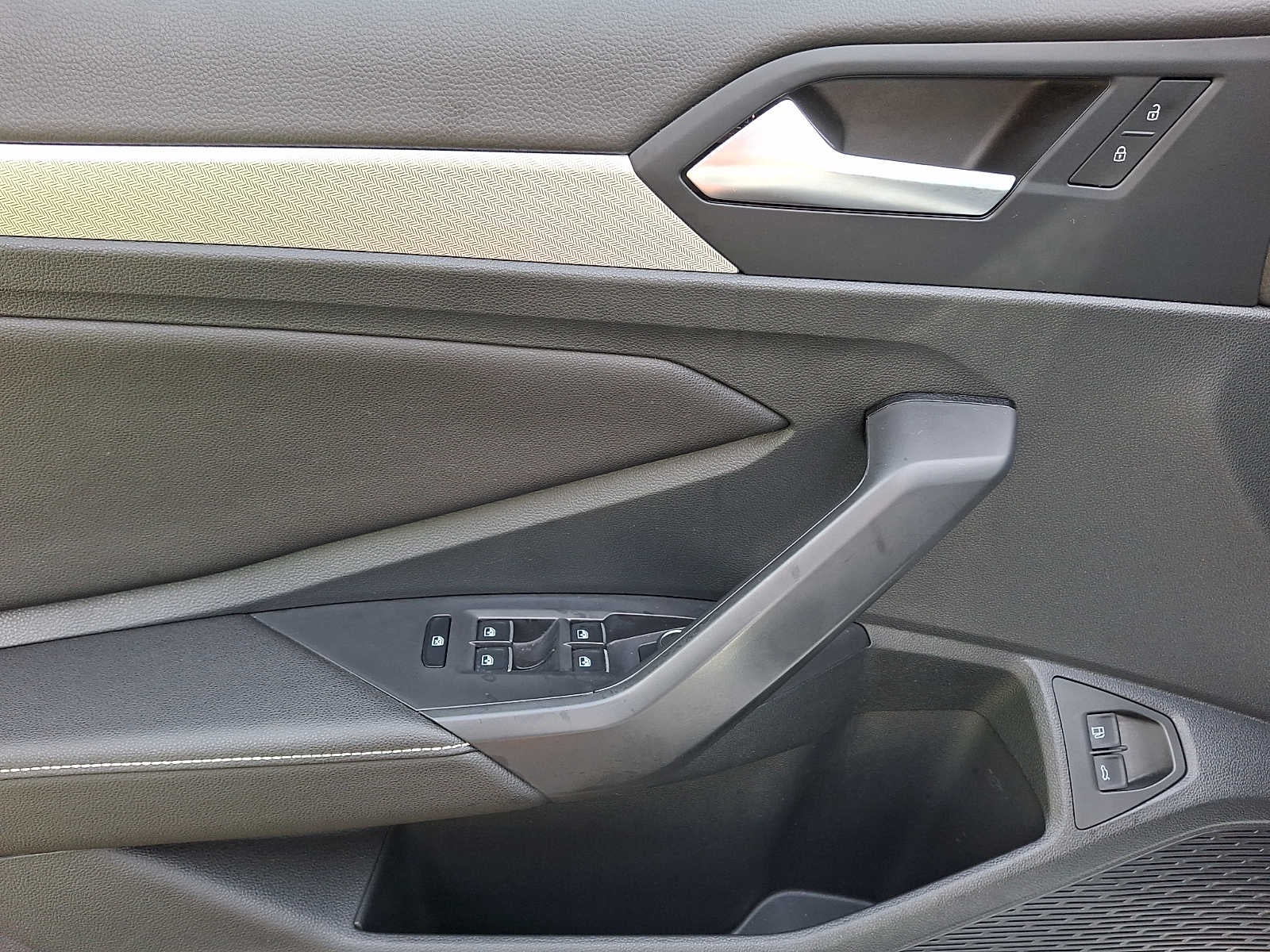 2024 Volkswagen Jetta Sport Auto