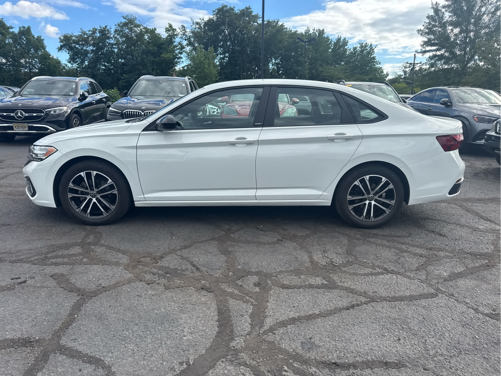2024 Volkswagen Jetta Sport Auto