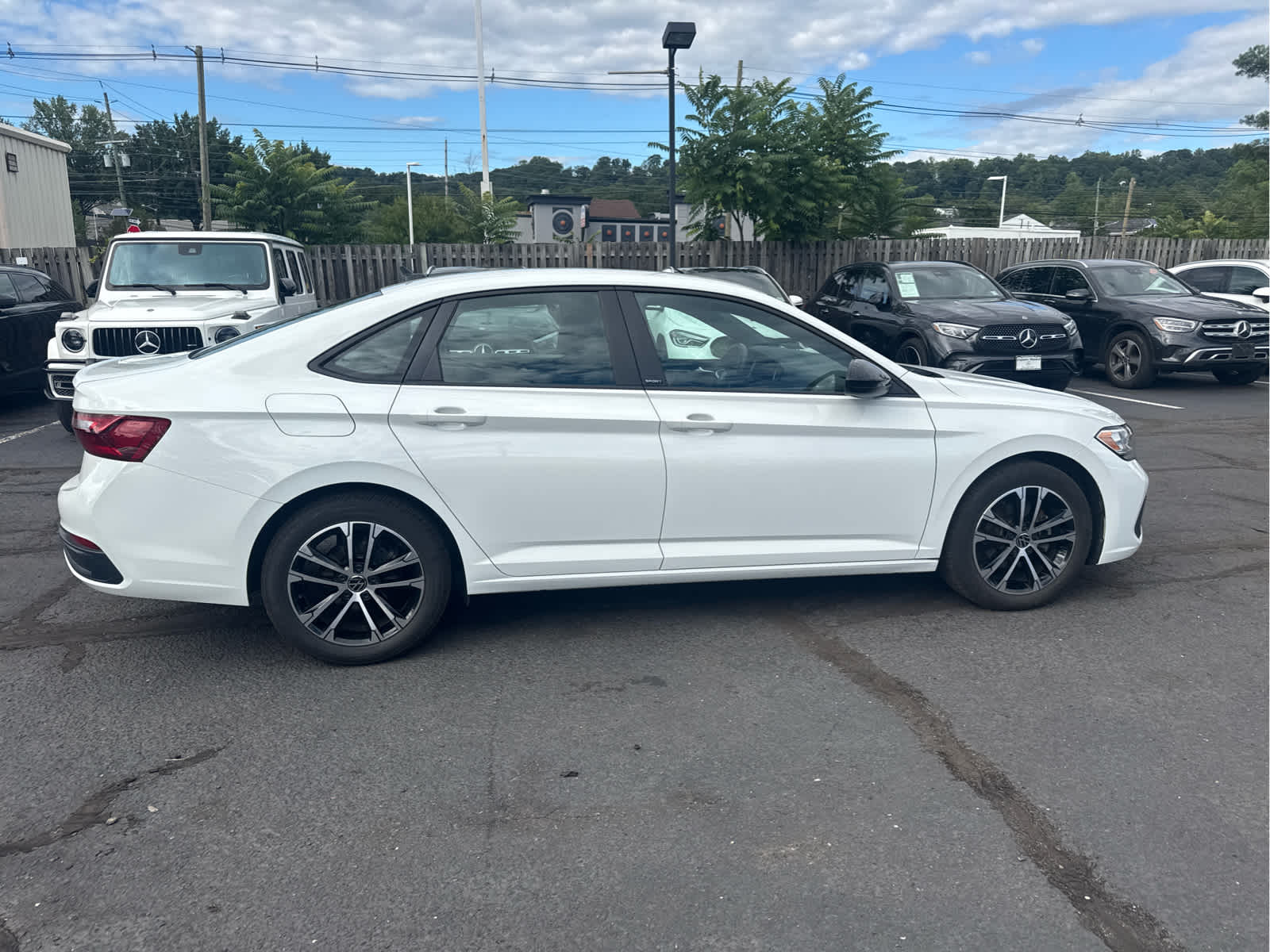 2024 Volkswagen Jetta Sport Auto