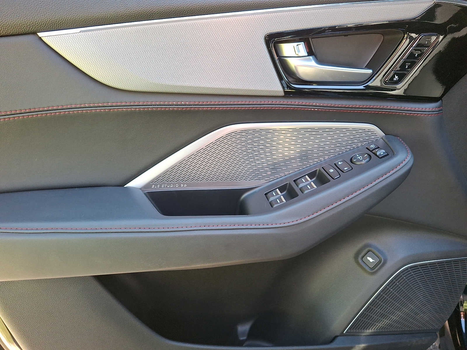 2024 Acura MDX SH-AWD w/A-Spec Package
