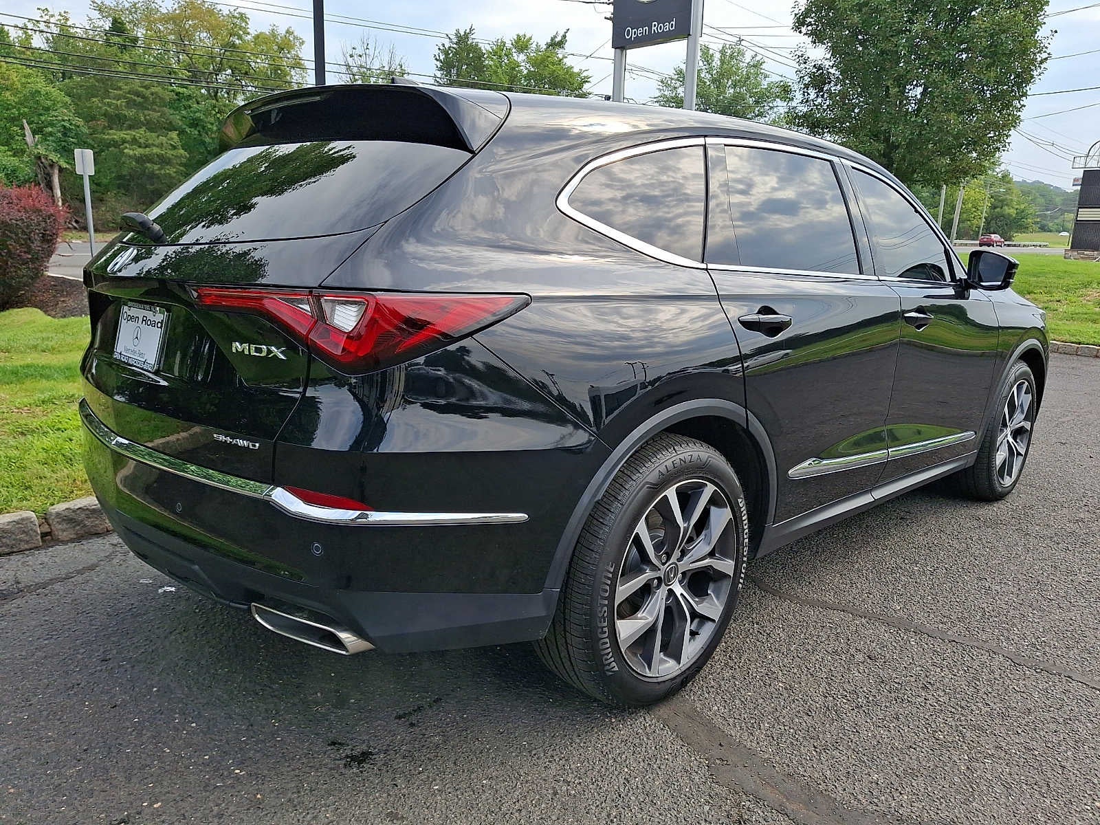 2024 Acura MDX SH-AWD w/Technology Package