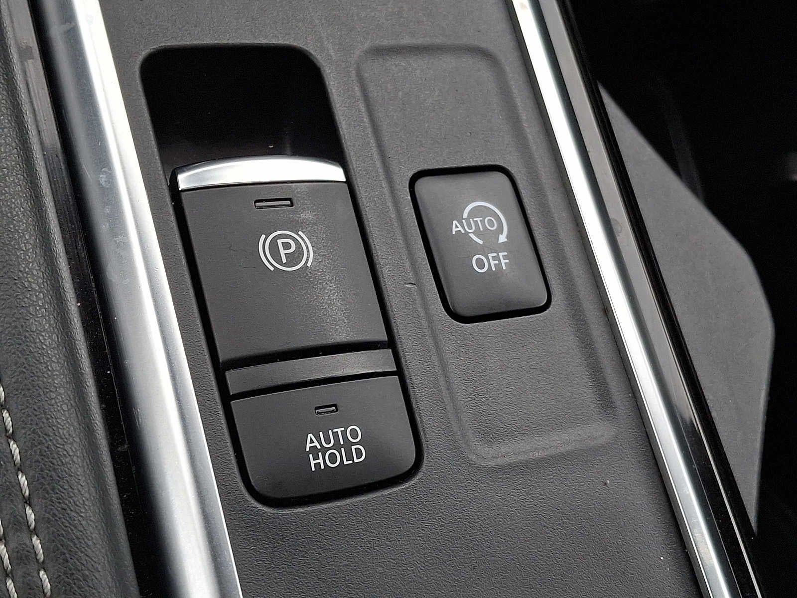 2022 Nissan Pathfinder Platinum 4WD