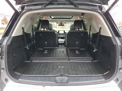 2022 Nissan Pathfinder Platinum 4WD