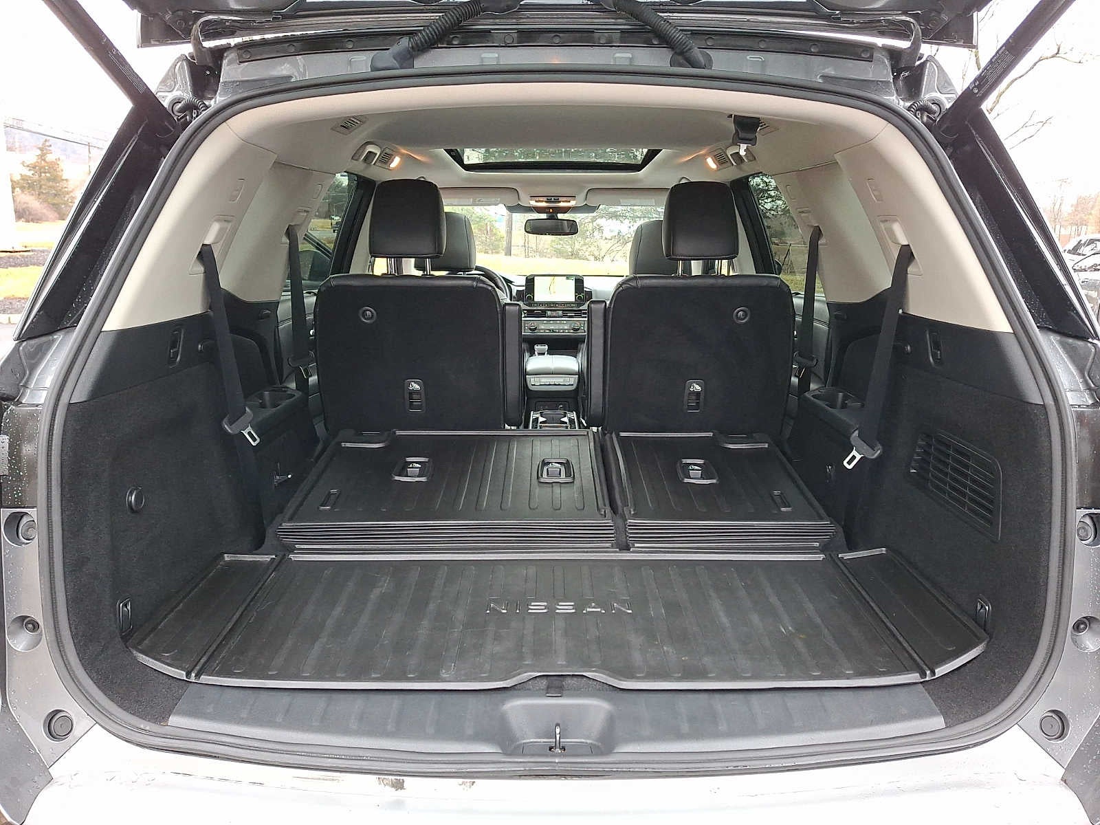 2022 Nissan Pathfinder Platinum 4WD