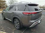 2022 Nissan Pathfinder Platinum 4WD