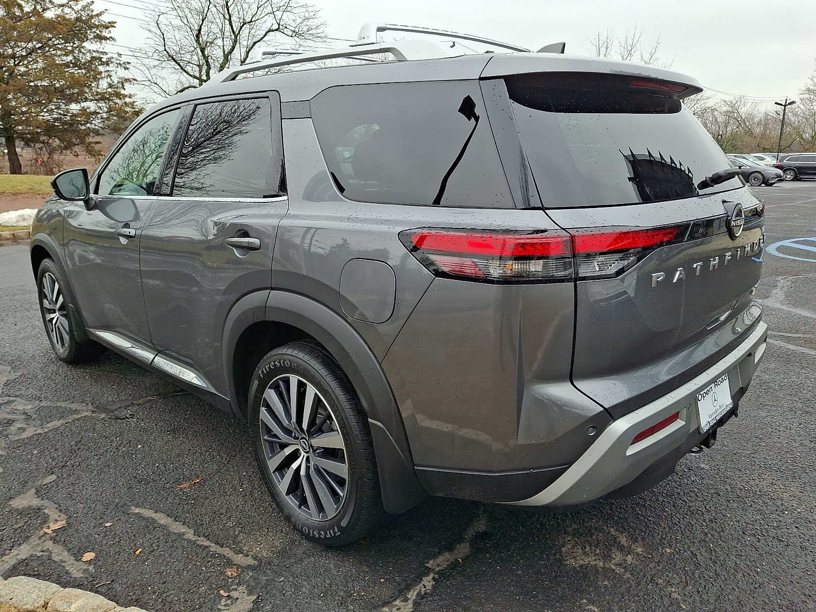 2022 Nissan Pathfinder Platinum 4WD