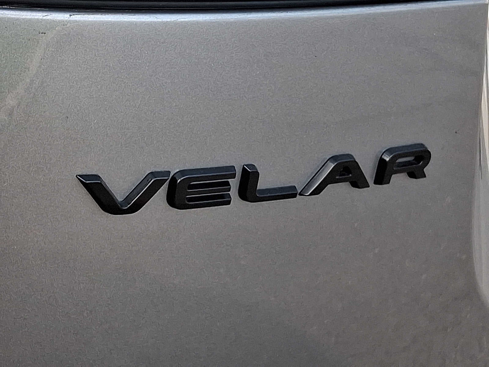 2023 Land Rover Range Rover Velar P250 R-Dynamic S