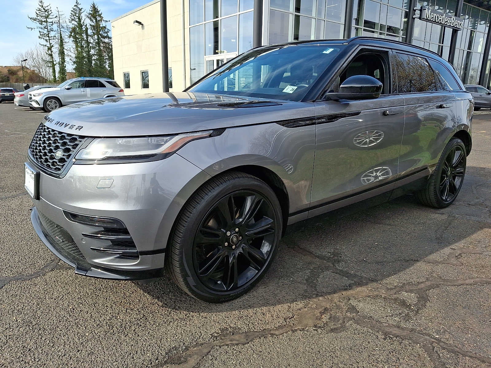 2023 Land Rover Range Rover Velar P250 R-Dynamic S