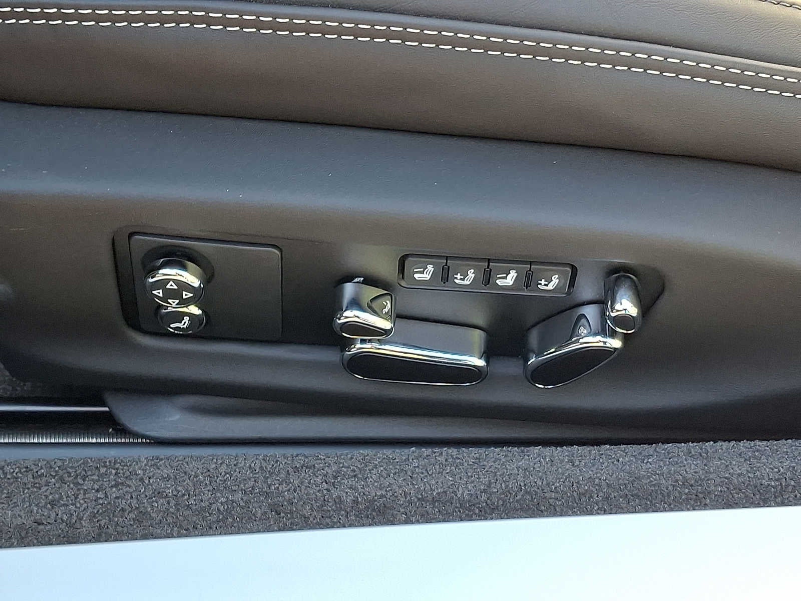 2023 Bentley Continental GT V8 Convertible