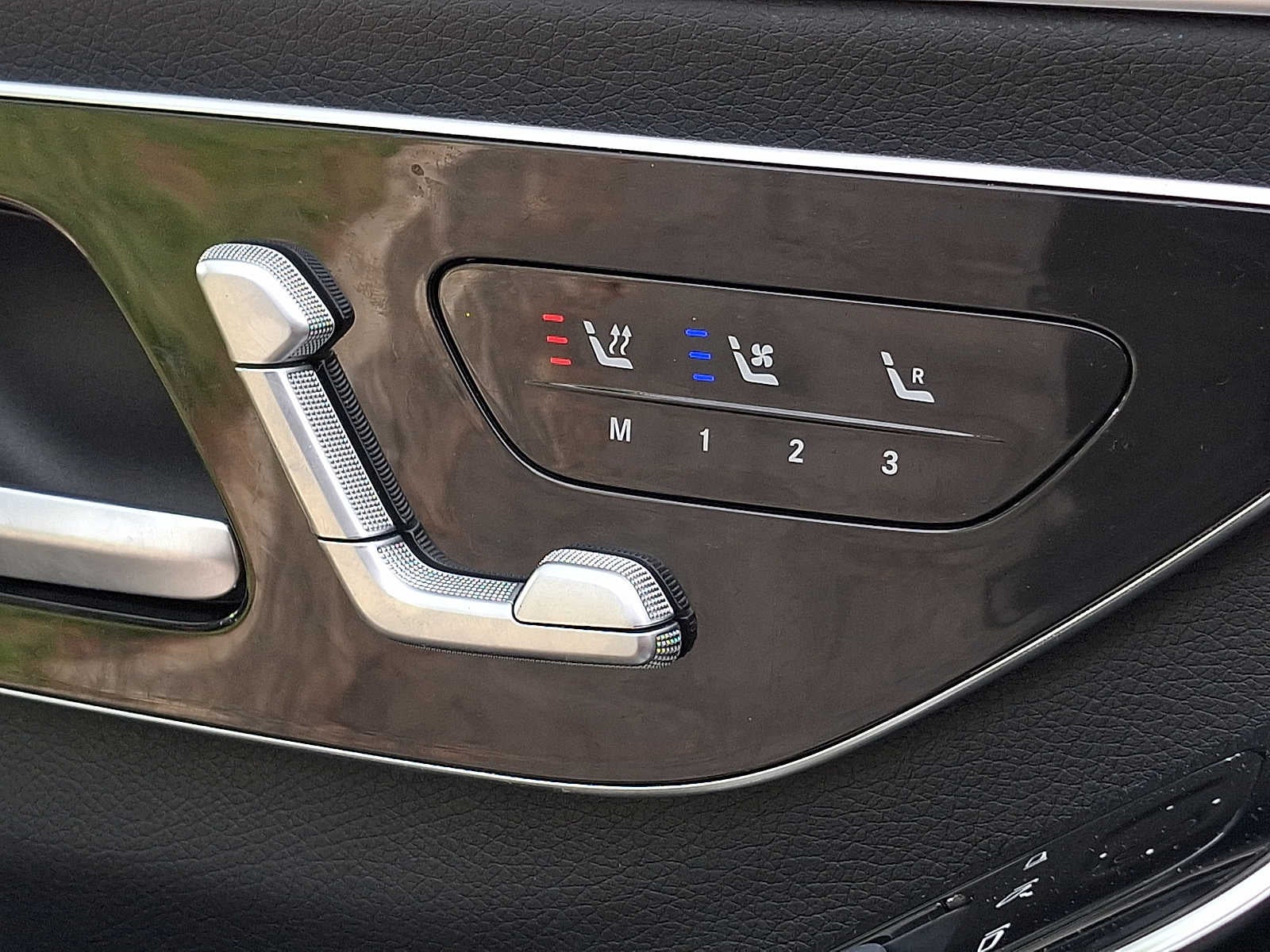 2022 Mercedes-Benz S-Class S 500 4MATIC® Sedan