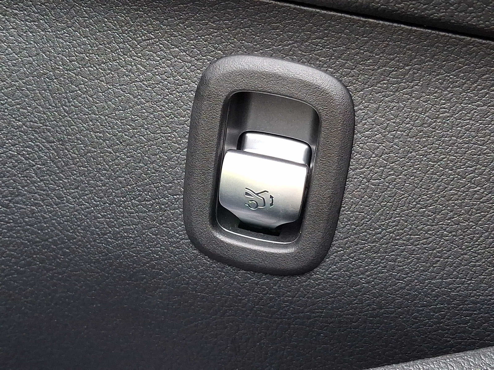 2026 Mercedes-Benz C-Class C 300 4MATIC® Sedan