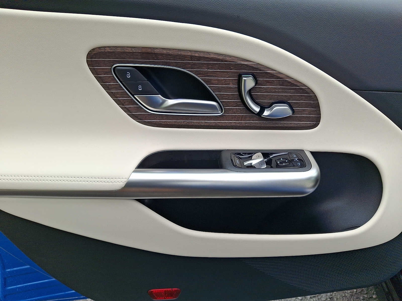 2027 Mercedes-Benz CLA CLA 220 Hybrid FWD