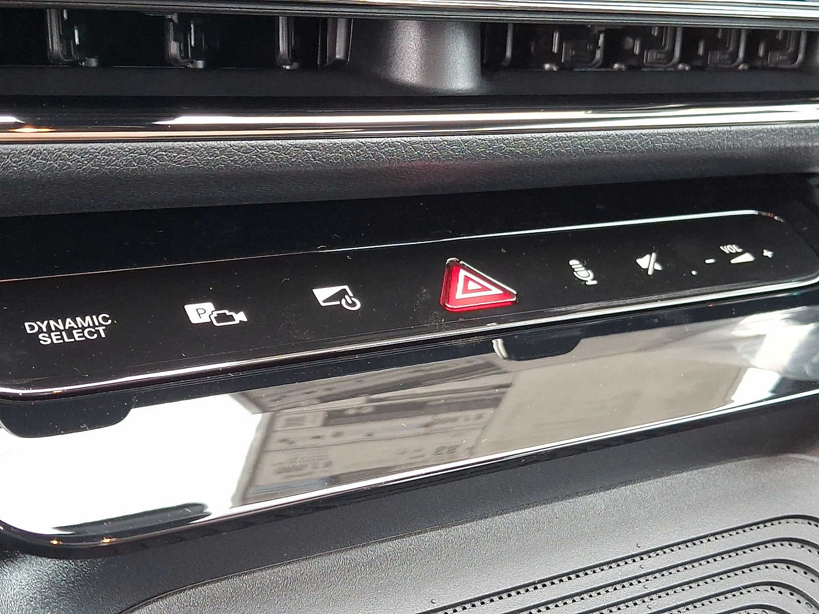 2027 Mercedes-Benz CLA CLA 220 Hybrid FWD