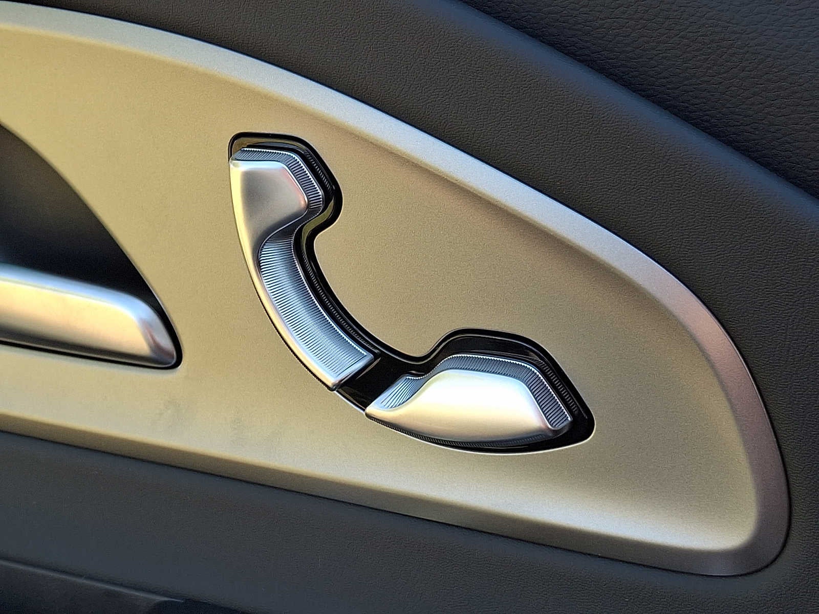 2027 Mercedes-Benz CLA CLA 220 Hybrid FWD