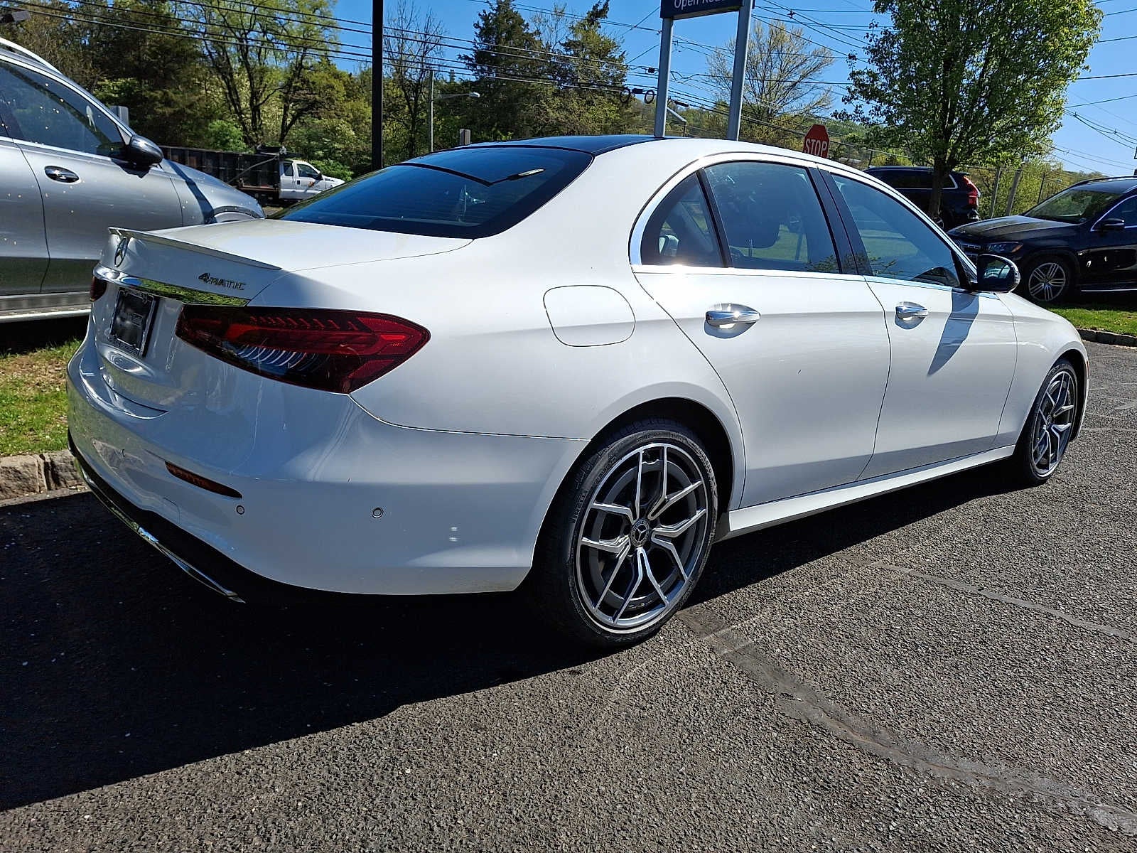 2022 Mercedes-Benz E-Class E 350 4MATIC® Sedan