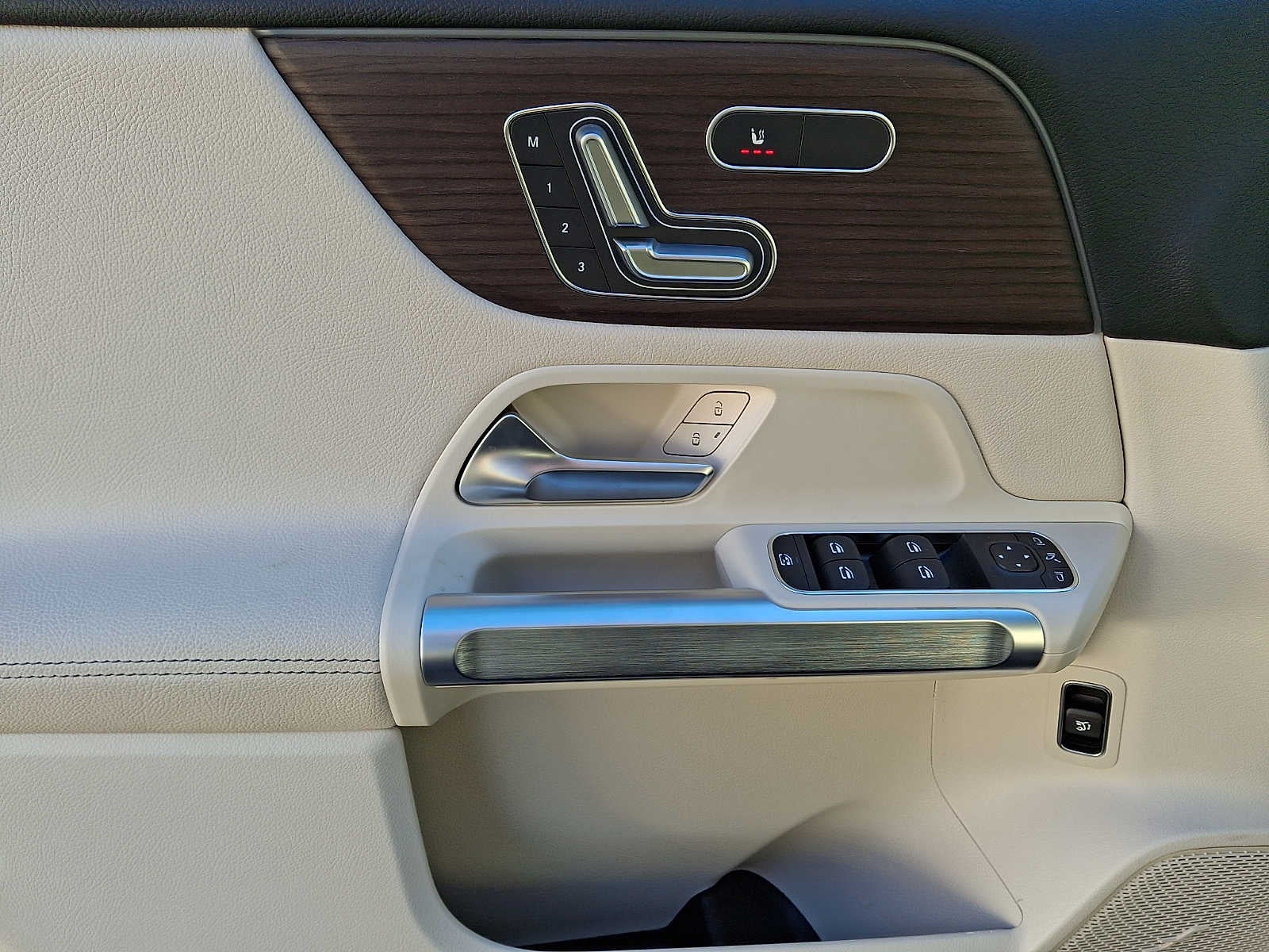 2026 Mercedes-Benz GLB GLB 250 4MATIC® SUV