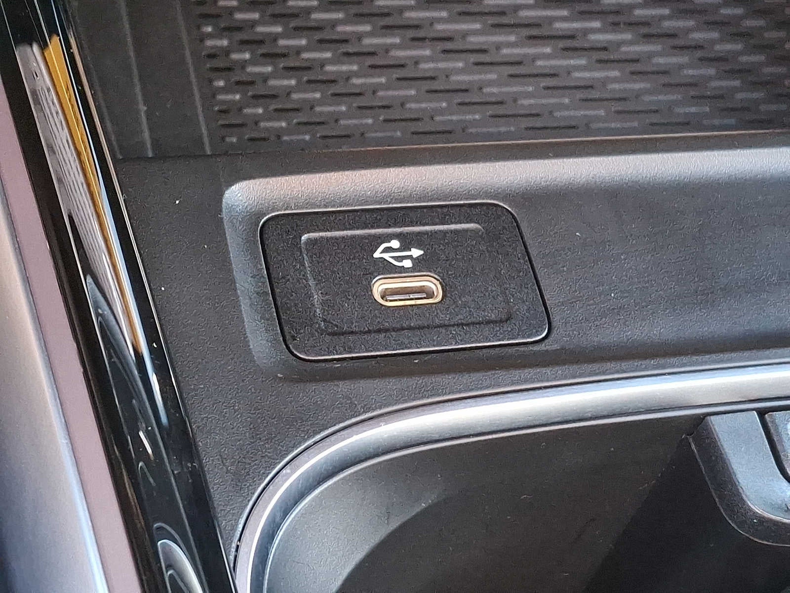 2026 Mercedes-Benz GLB GLB 250 4MATIC® SUV