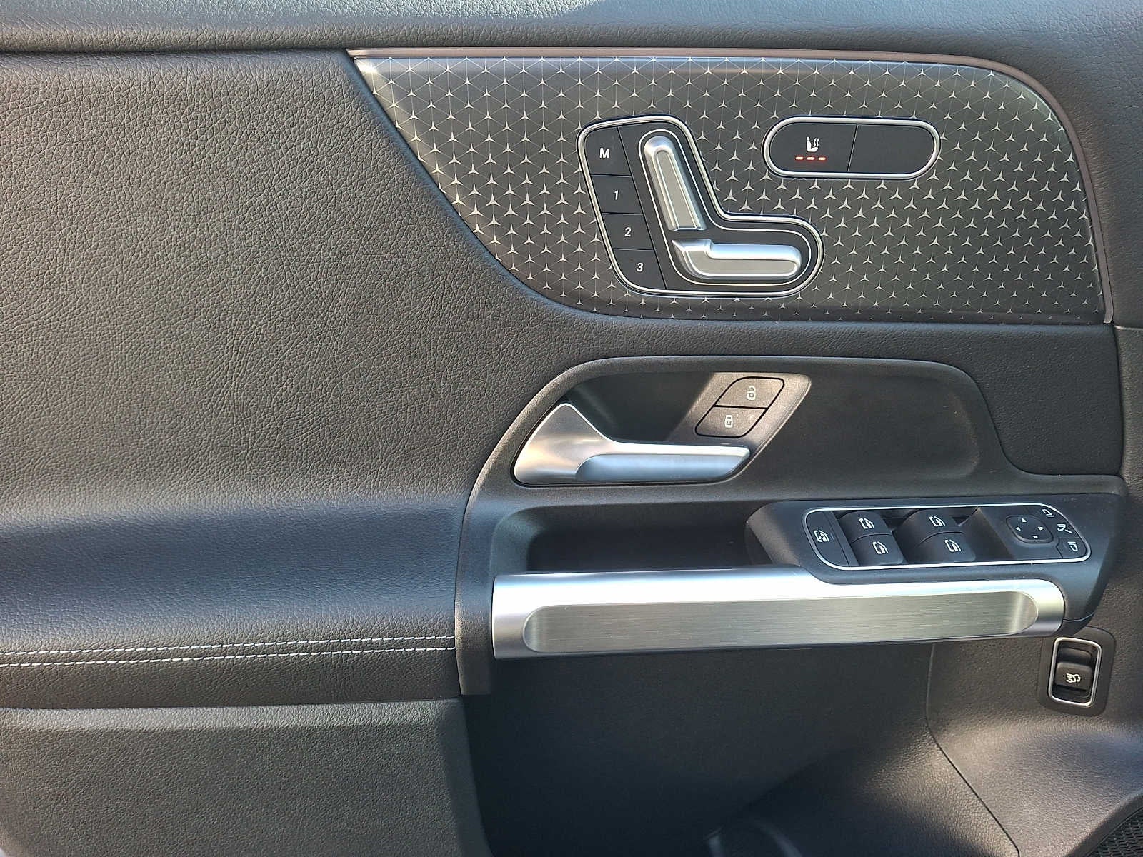 2026 Mercedes-Benz GLB GLB 250 4MATIC® SUV