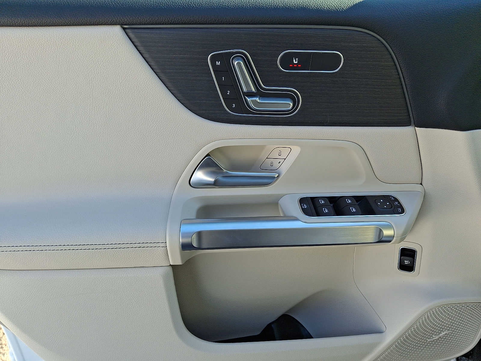 2026 Mercedes-Benz GLB GLB 250 4MATIC® SUV