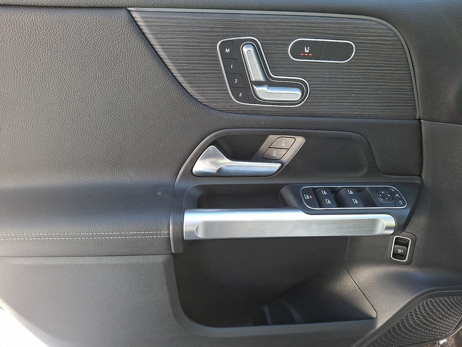 2023 Mercedes-Benz GLB GLB 250 4MATIC® SUV