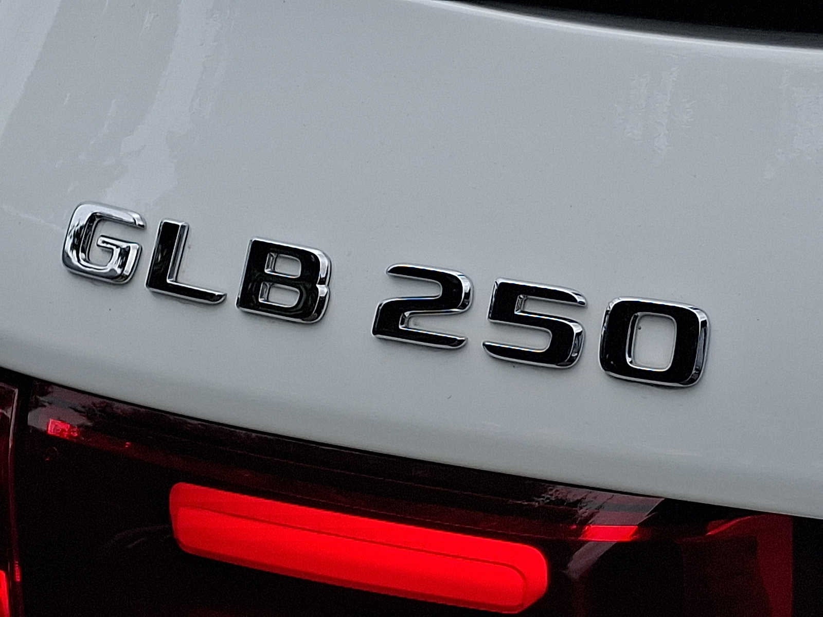 2026 Mercedes-Benz GLB GLB 250 4MATIC® SUV