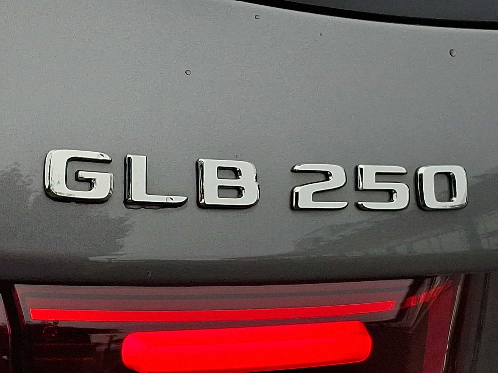 2026 Mercedes-Benz GLB GLB 250 4MATIC® SUV