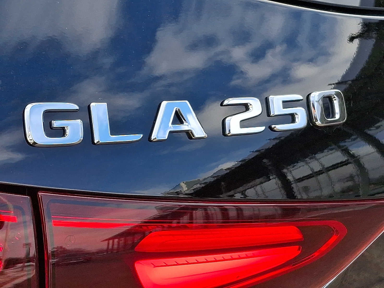 2026 Mercedes-Benz GLA GLA 250 4MATIC® SUV