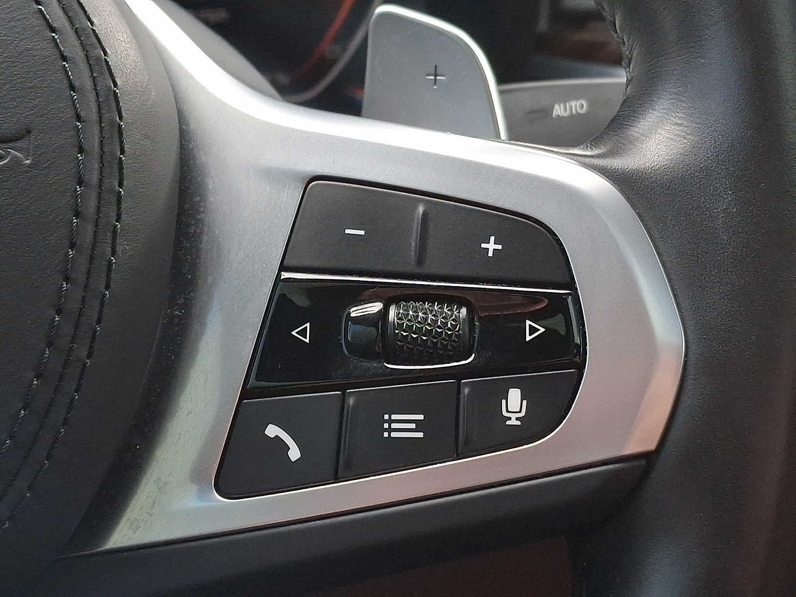 2023 BMW 5 Series 540i xDrive Sedan