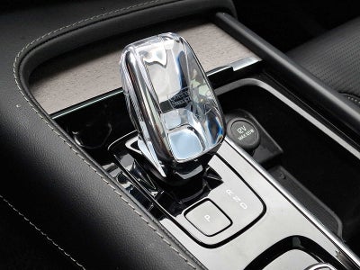 2024 Volvo XC90 B6 AWD Ultimate Bright Theme 7P