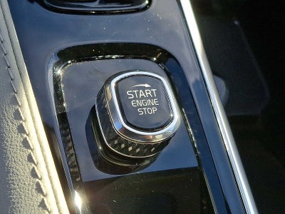 2024 Volvo XC90 B5 AWD Plus Bright Theme 7P